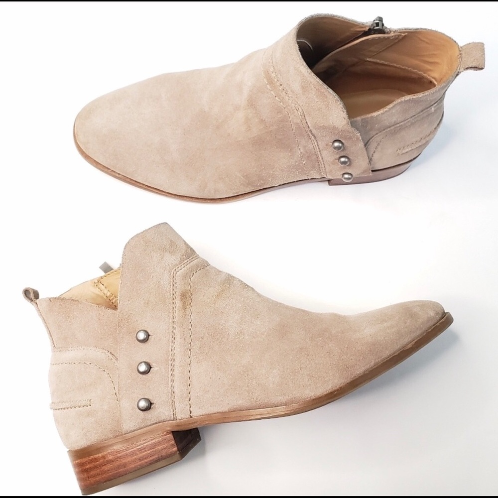 FRANCO SARTO SUEDE ZIPPER ANKLE BOOTIES